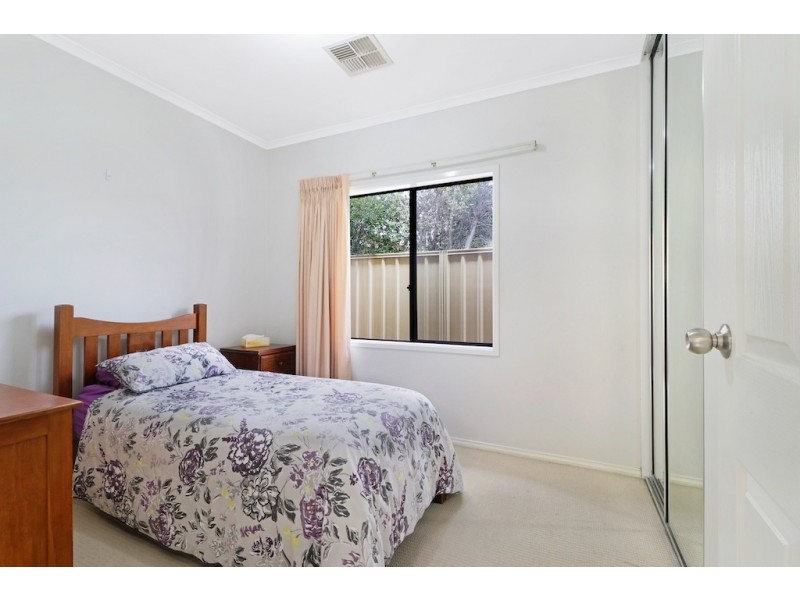 5 Bernard Street, Findon SA 5023