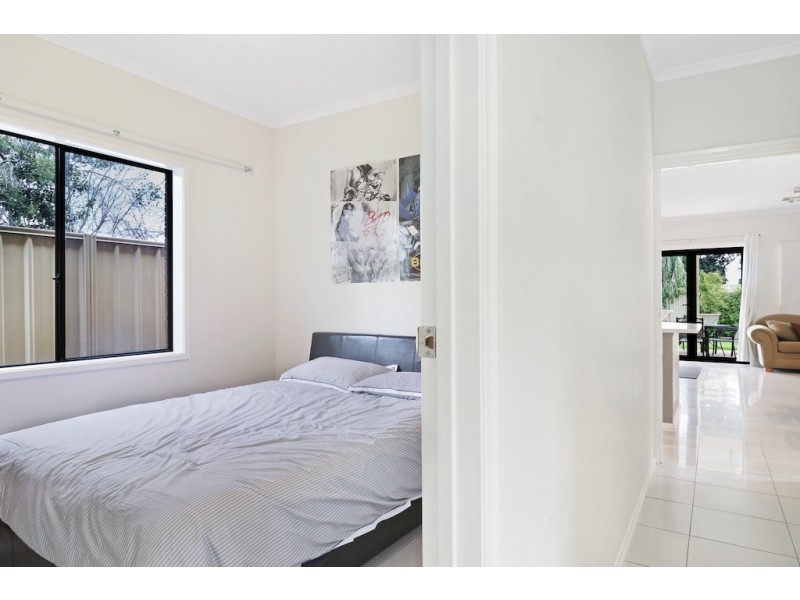 5 Bernard Street, Findon SA 5023