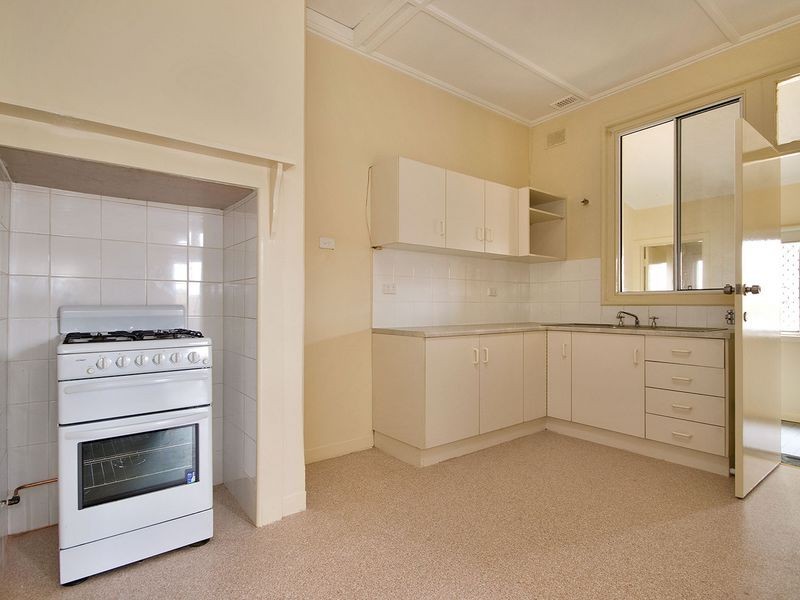 2 Woodmore Street, Woodville North SA 5012