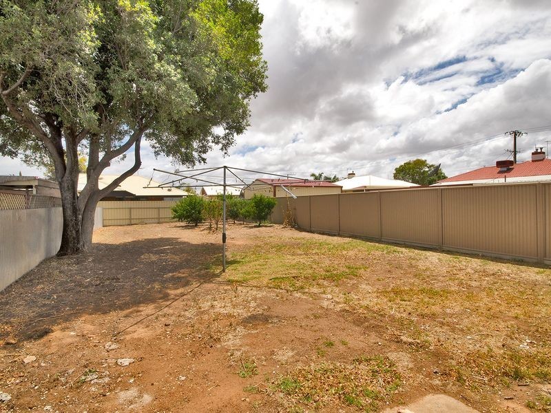 2 Woodmore Street, Woodville North SA 5012