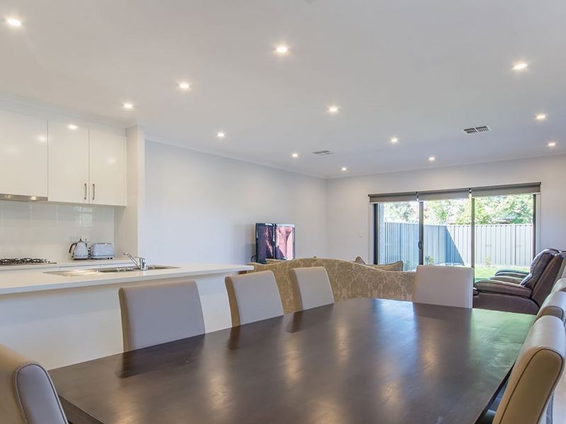 64 Fairview Terrace, Clearview SA 5085