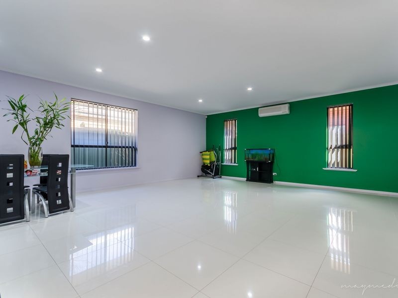 21 Franklin Avenue, Mawson Lakes SA 5095