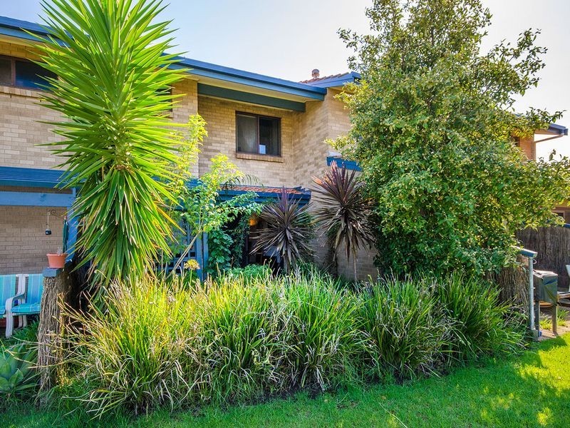 115 Brebner Drive (Regatta Court), West Lakes SA 5021