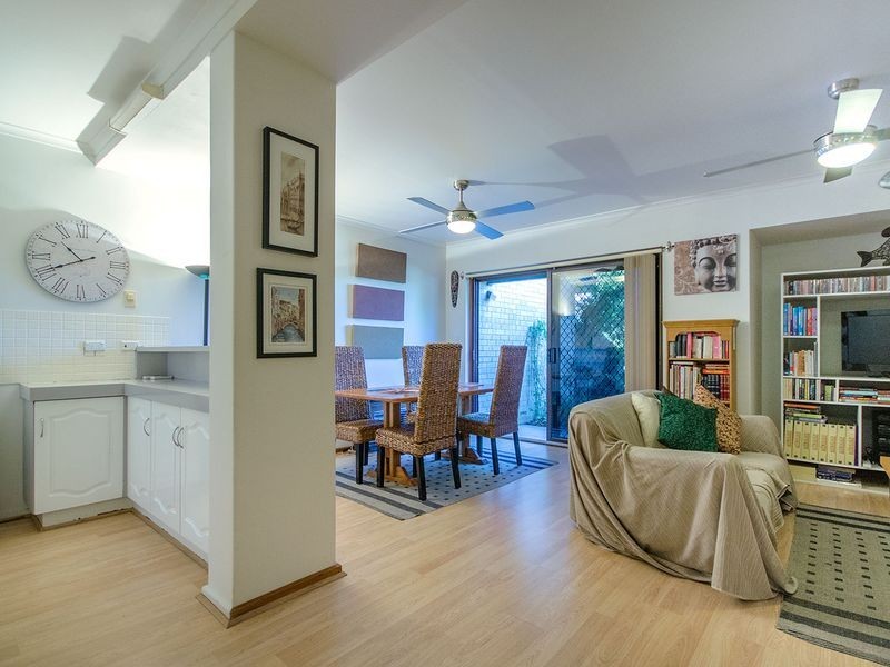 115 Brebner Drive (Regatta Court), West Lakes SA 5021