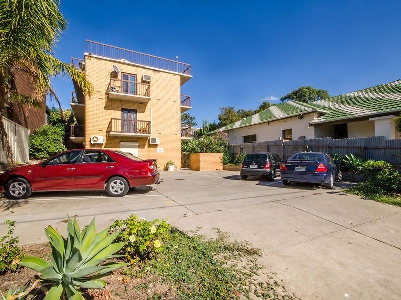 7/172 Seaview Road, Henley Beach South SA 5022