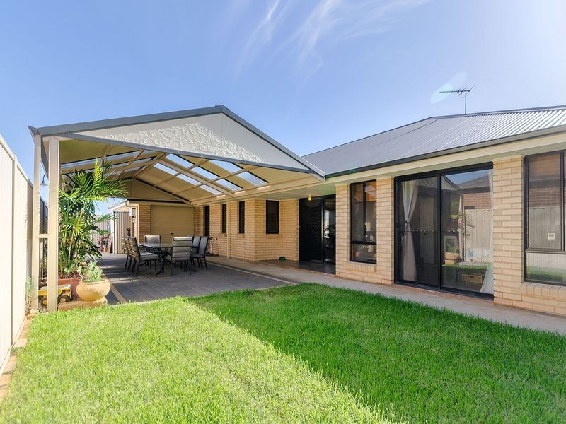 4 Oaks Court, Parafield Gardens SA 5107