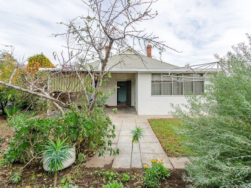 14 Myponga Terrace, Kilkenny SA 5009