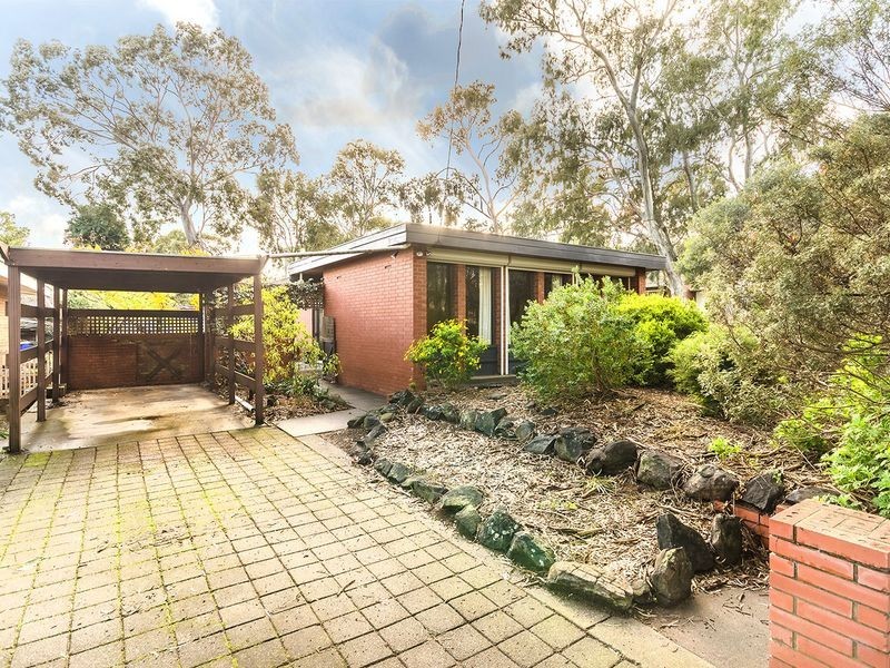 120 Barracks Road, Hope Valley SA 5090