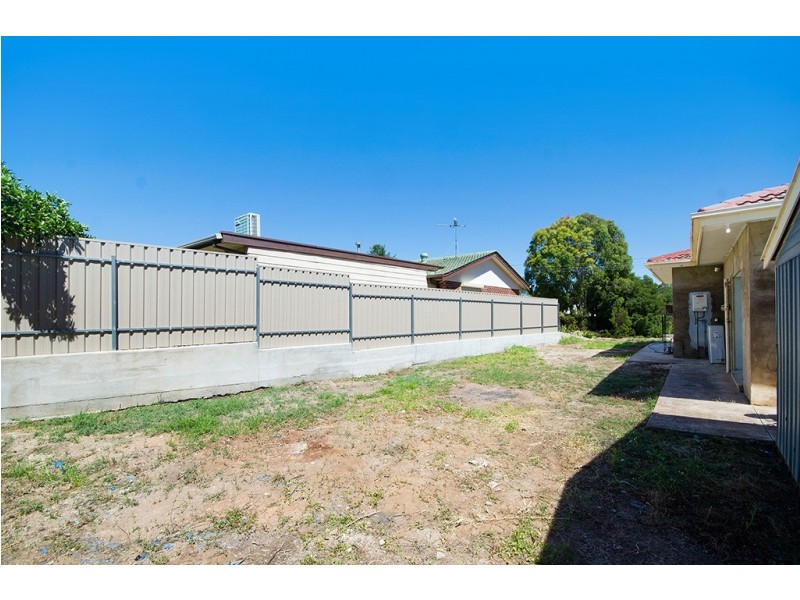 25 Pierre Road, Modbury SA 5092