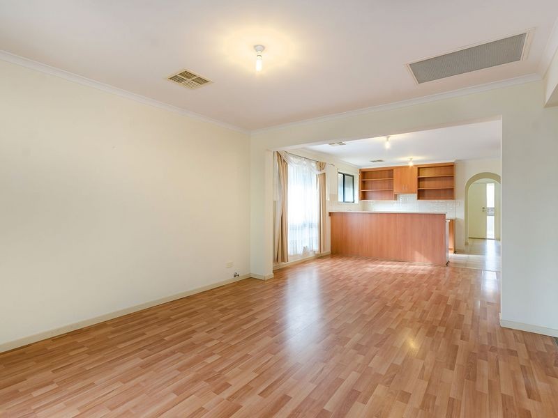 11 Warren Street, Angle Park SA 5010