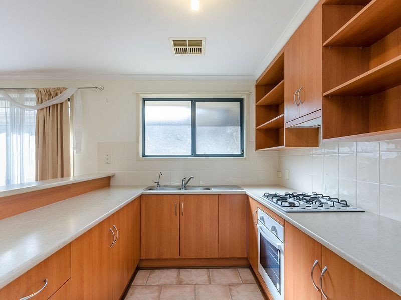 11 Warren Street, Angle Park SA 5010