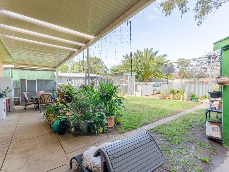 23 Essex Street, Woodville Gardens SA 5012