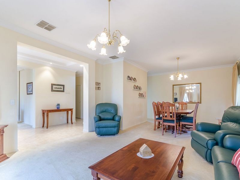 12 Coopers Crescent, Mawson Lakes SA 5095