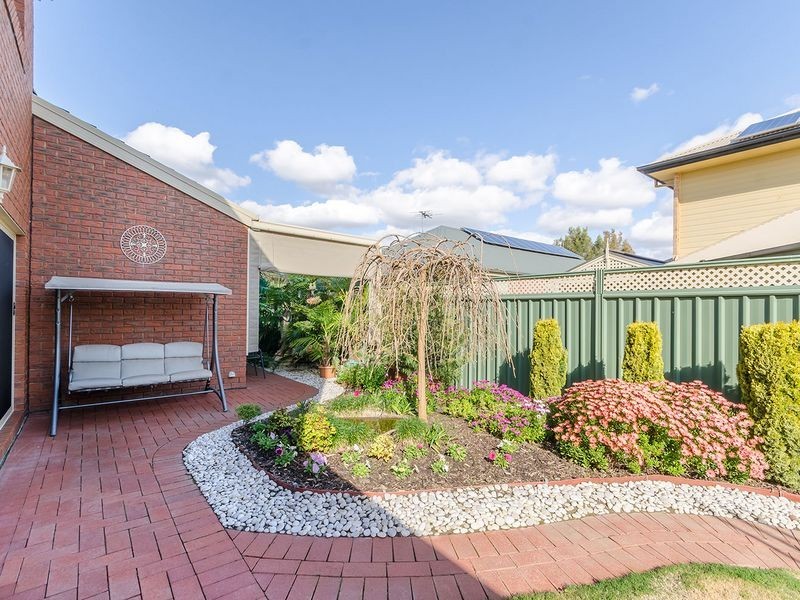 12 Coopers Crescent, Mawson Lakes SA 5095