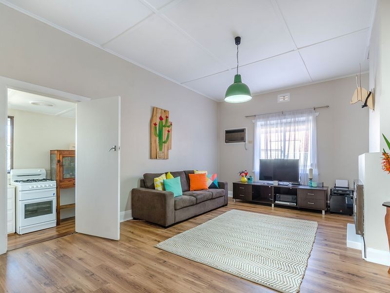 8 First Avenue, Cheltenham SA 5014