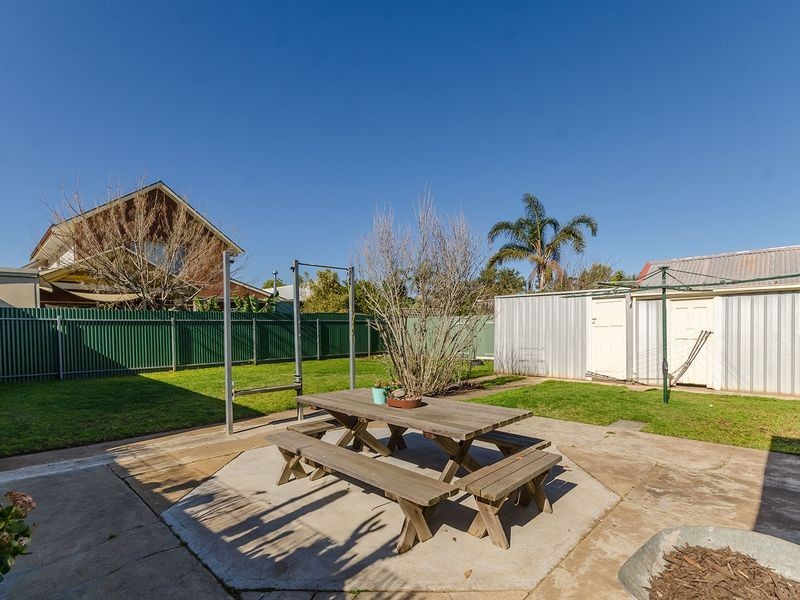 8 First Avenue, Cheltenham SA 5014