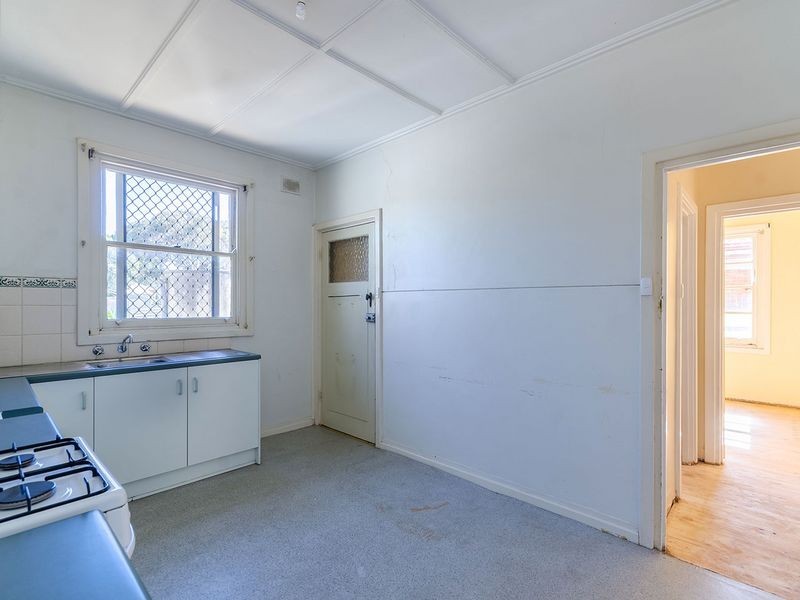 17 Bell Street, Pennington SA 5013