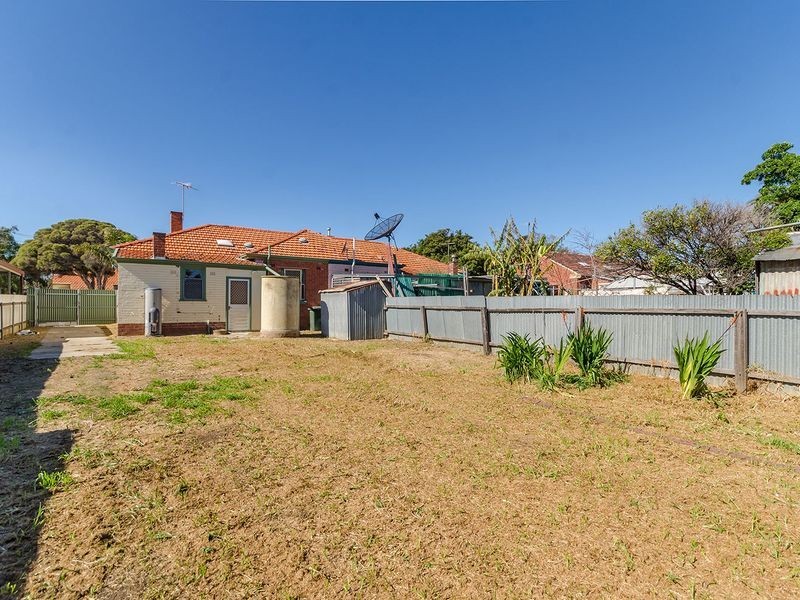 17 Bell Street, Pennington SA 5013