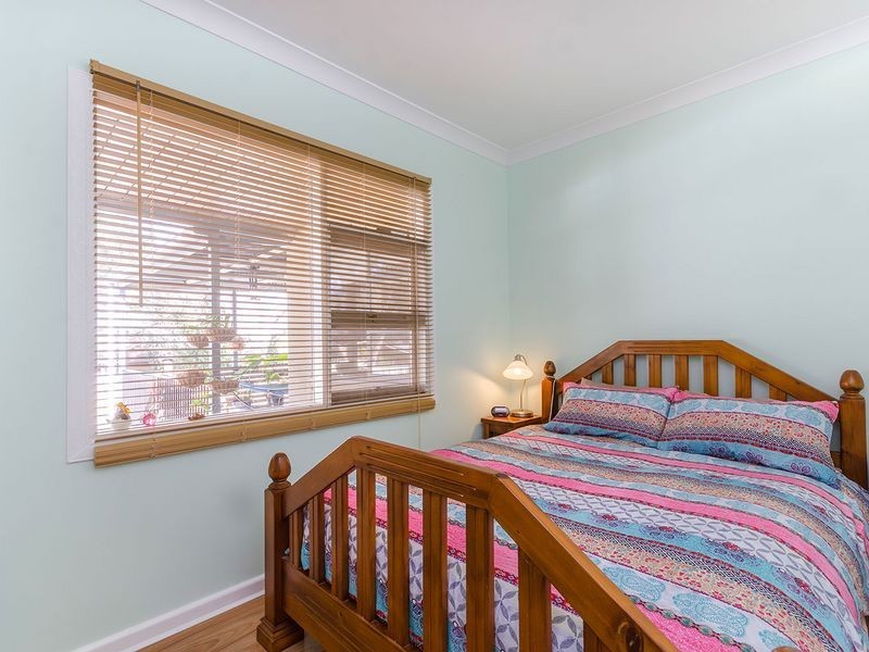 8 Leane Avenue, Ridgehaven SA 5097