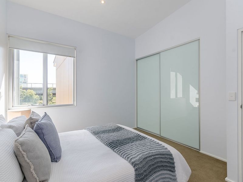 2 Yeltu Court, New Port SA 5015