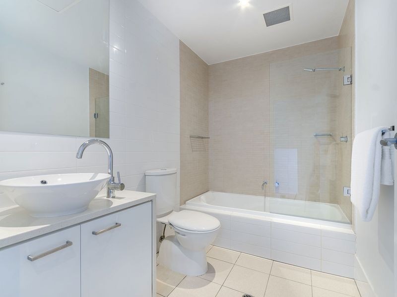 2 Yeltu Court, New Port SA 5015