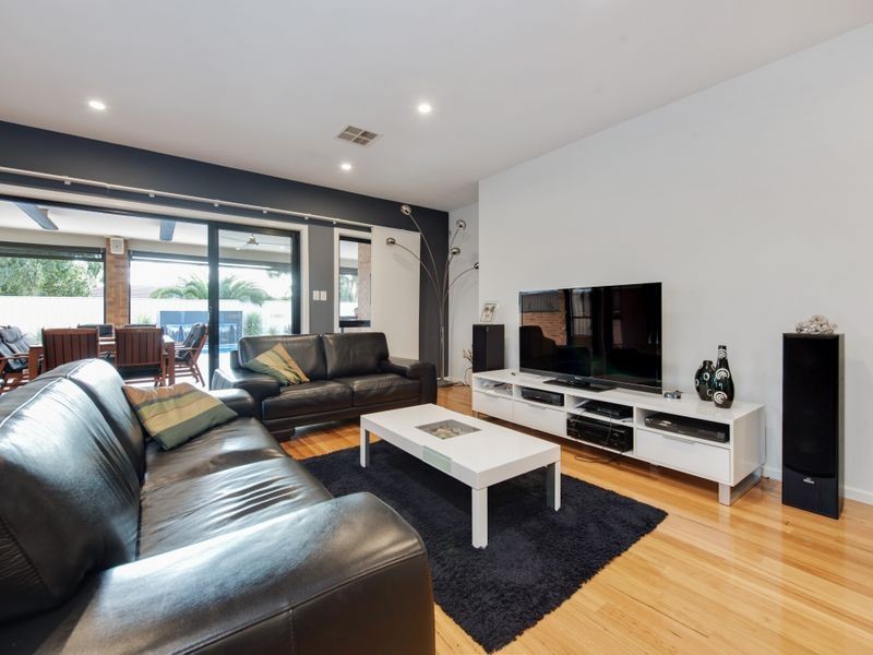 12 Malcolm Avenue, Holden Hill SA 5088