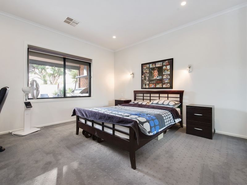 12 Malcolm Avenue, Holden Hill SA 5088