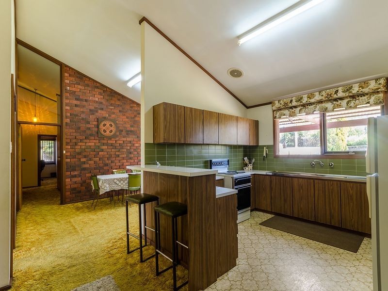 4 Lisa Place, Grange SA 5022