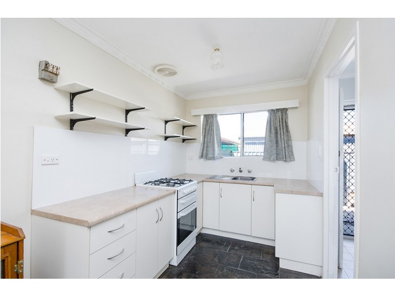 Unit 2/11 Enid Avenue, Osborne SA 5017