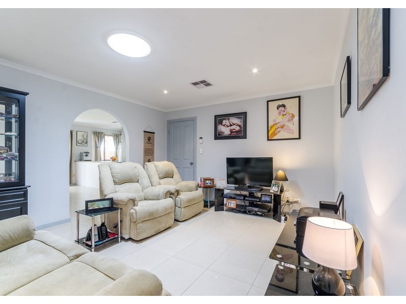8C Bolingbroke Avenue, Devon Park SA 5008