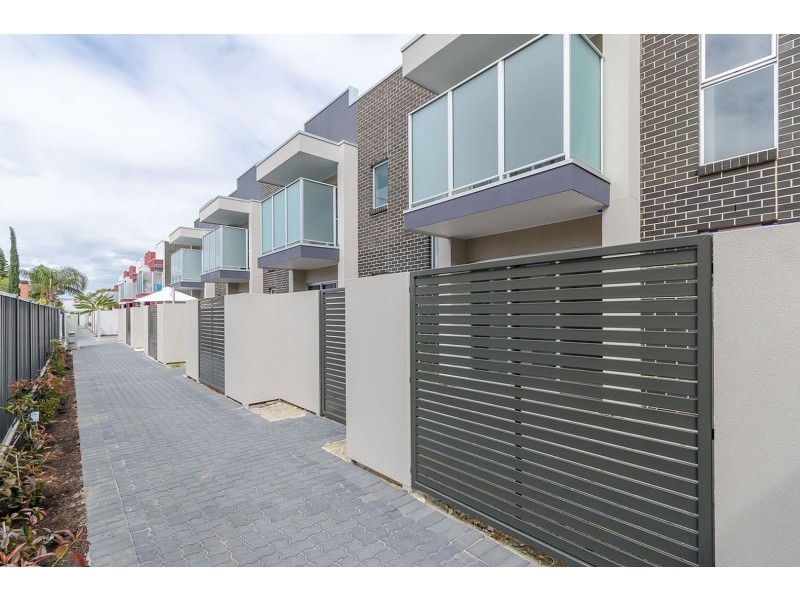 Unit 13/7-11 Buckle Street (enter via Inverarity St), Glenelg North SA 5045