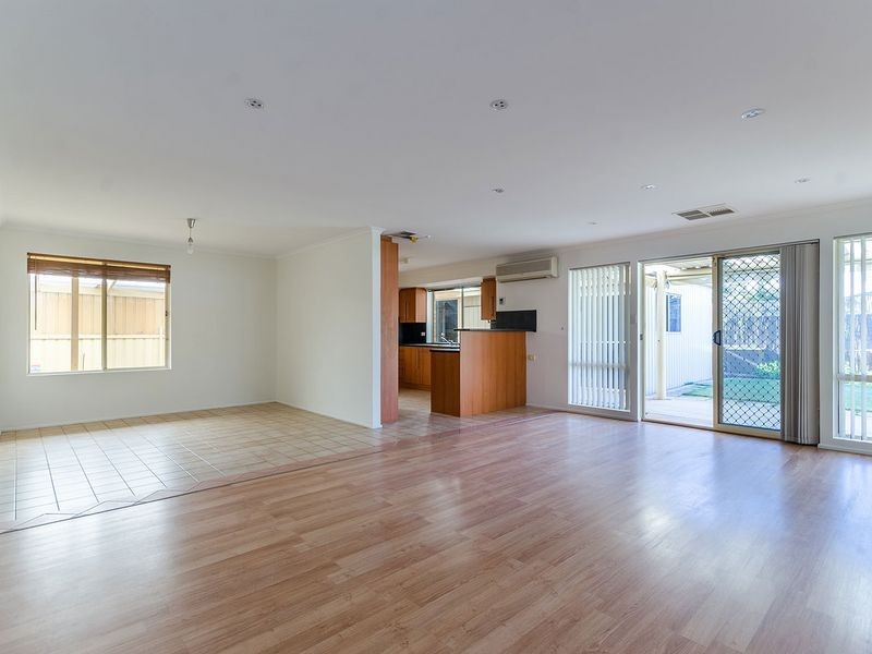 4 Camelia Drive, Parafield Gardens SA 5107