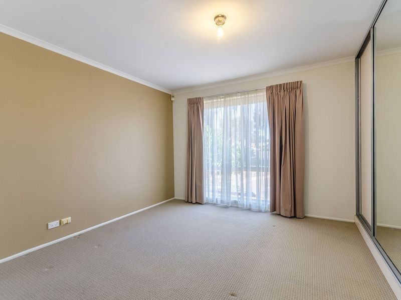 4 Camelia Drive, Parafield Gardens SA 5107