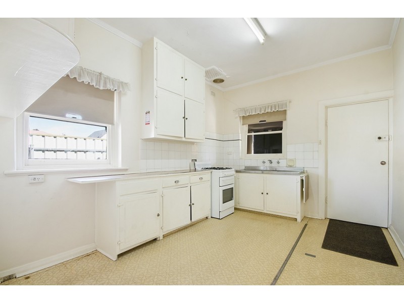 9 Stroud Street (South), Cheltenham SA 5014