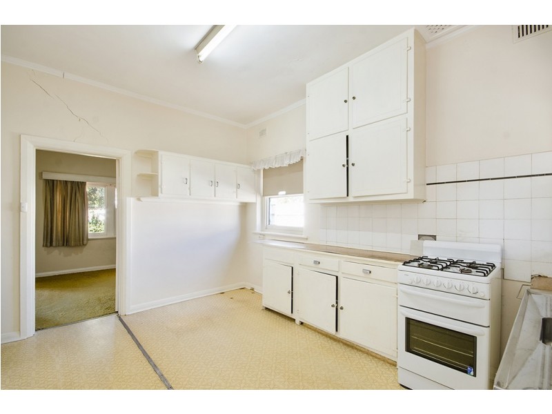 9 Stroud Street (South), Cheltenham SA 5014