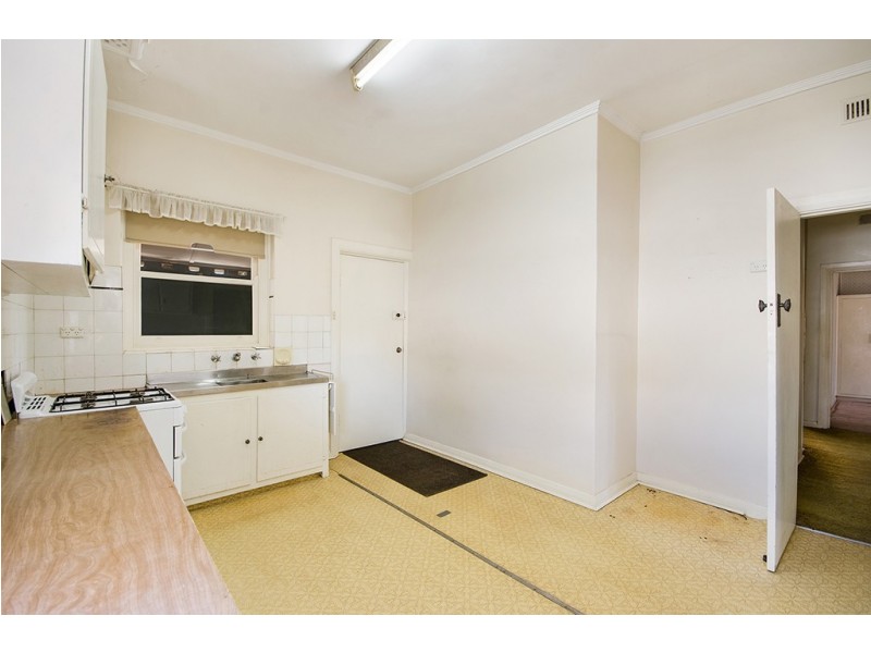 9 Stroud Street (South), Cheltenham SA 5014