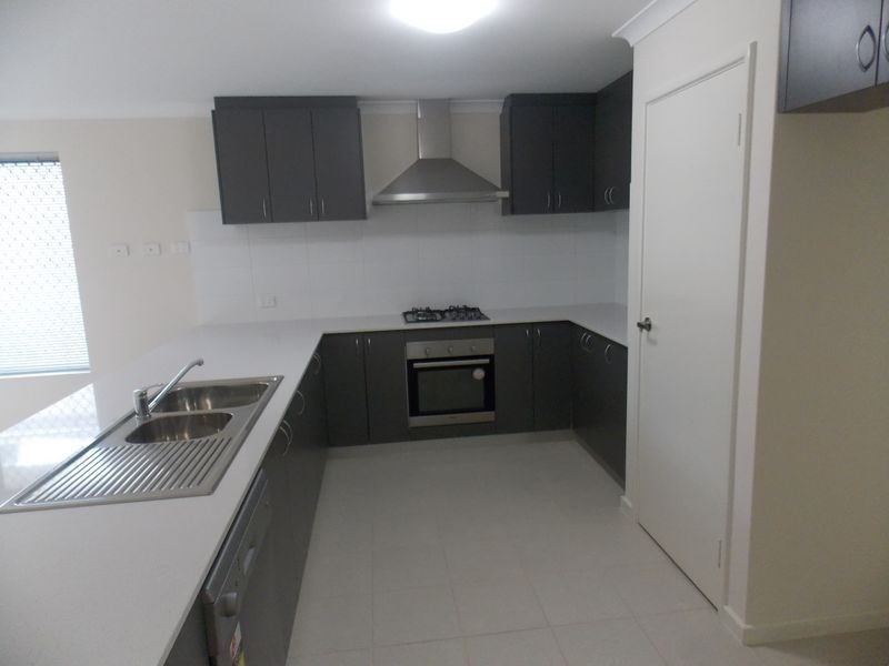 39 McLachlan Turn, Byford WA 6122