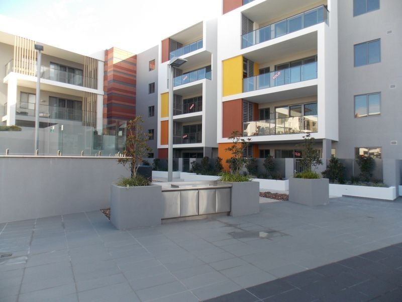74/16 Midgegooroo Avenue, Cockburn Central WA 6164