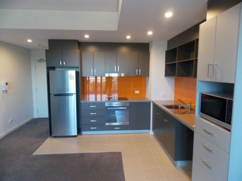 74/16 Midgegooroo Avenue, Cockburn Central WA 6164