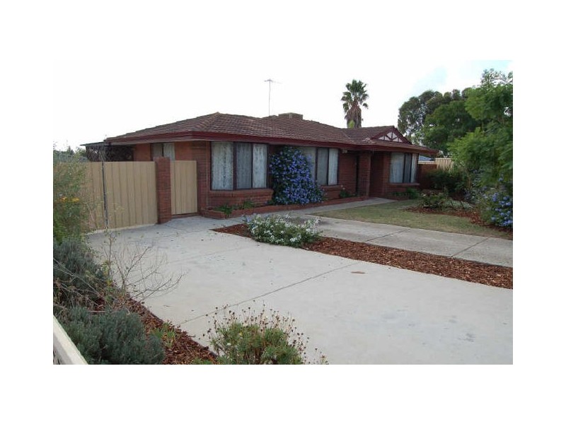 8 Smith Close, Armadale WA 6112