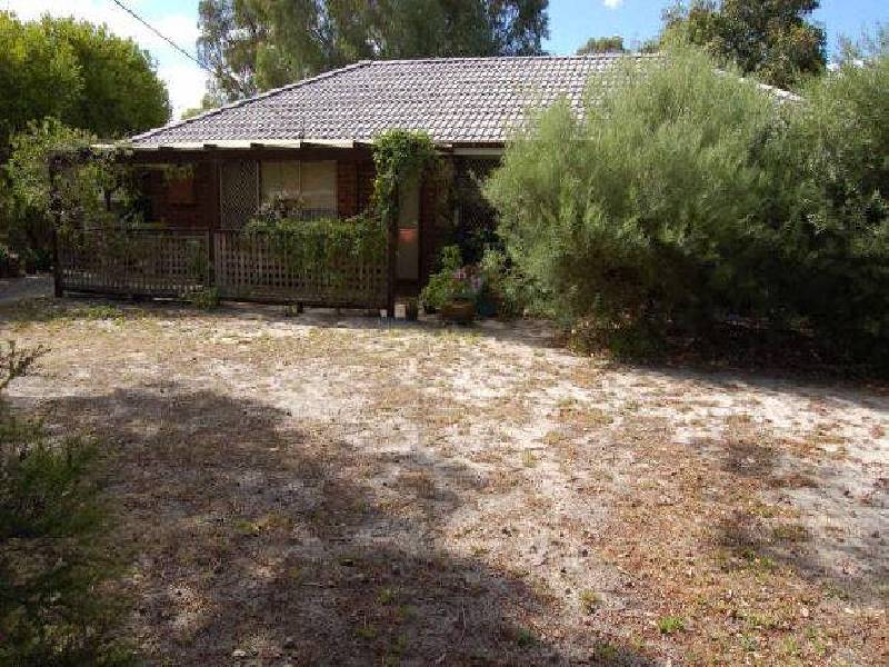 129 Seventh Road, Armadale WA 6112