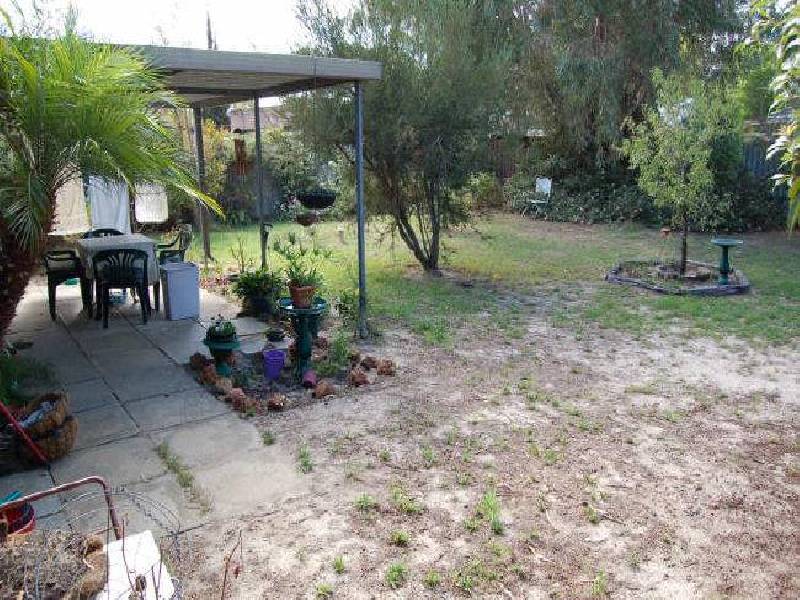 129 Seventh Road, Armadale WA 6112