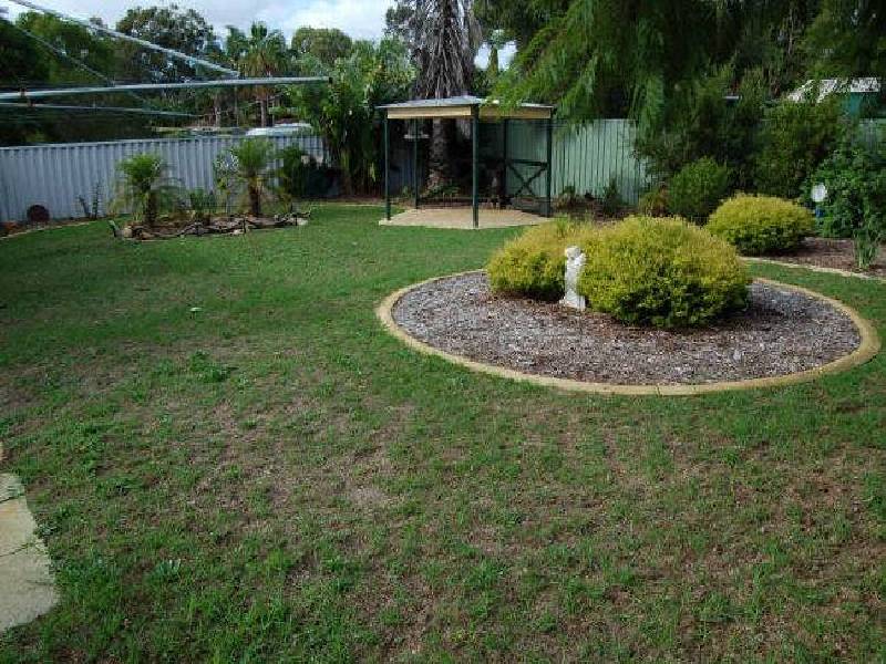 12 Badbury Road, Armadale WA 6112