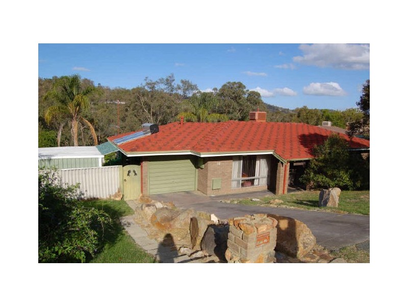 10 Bilkurra Way, Mount Nasura WA 6112