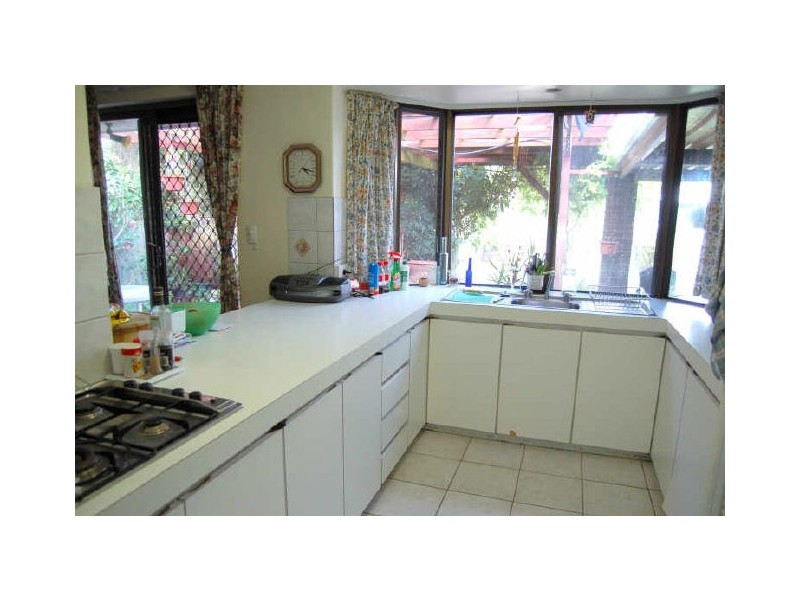 5 Bundalla Court, Kelmscott WA 6111