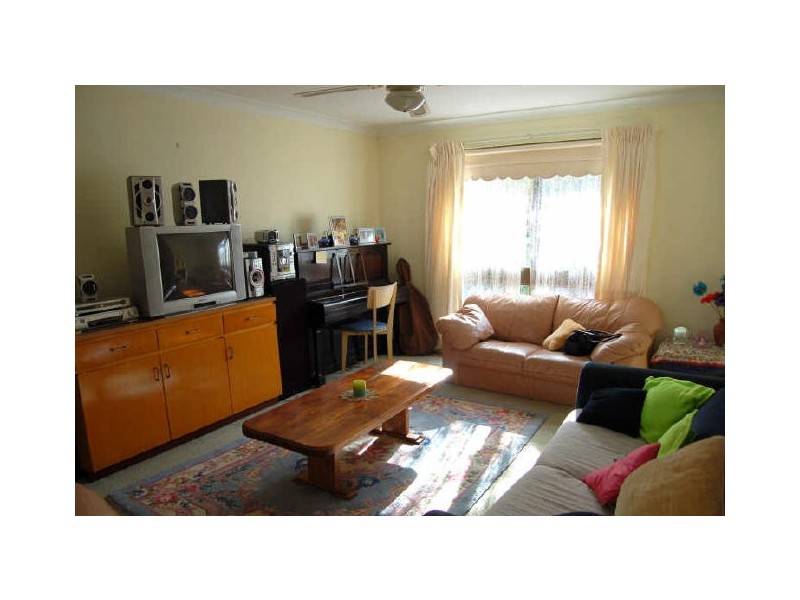 5 Bundalla Court, Kelmscott WA 6111