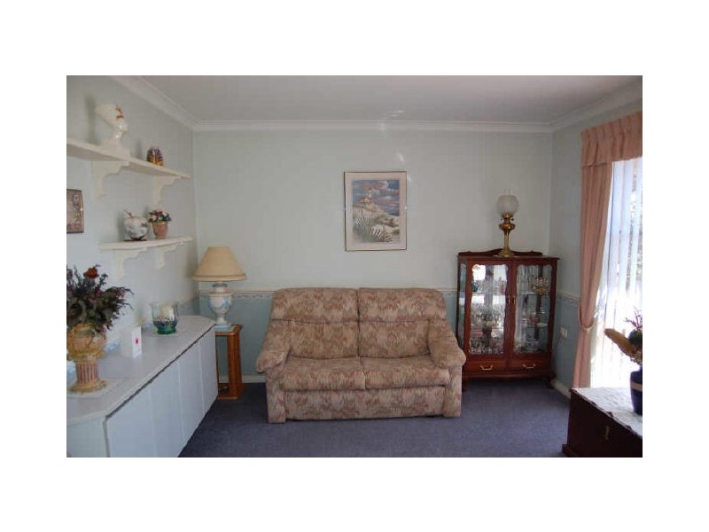 8 Regan Place, Seville Grove WA 6112