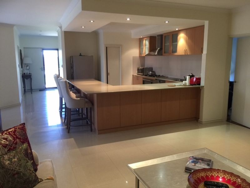 6 Mohan Loop, Hammond Park WA 6164