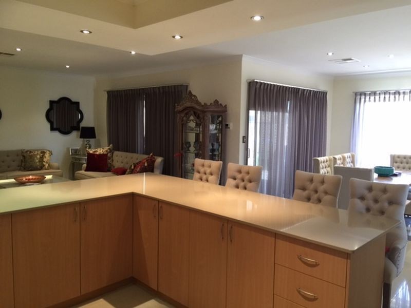 6 Mohan Loop, Hammond Park WA 6164