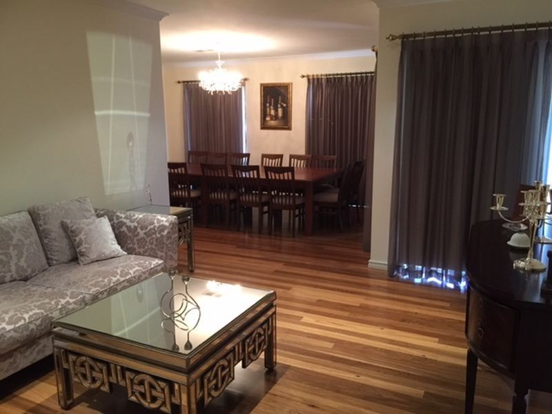 6 Mohan Loop, Hammond Park WA 6164